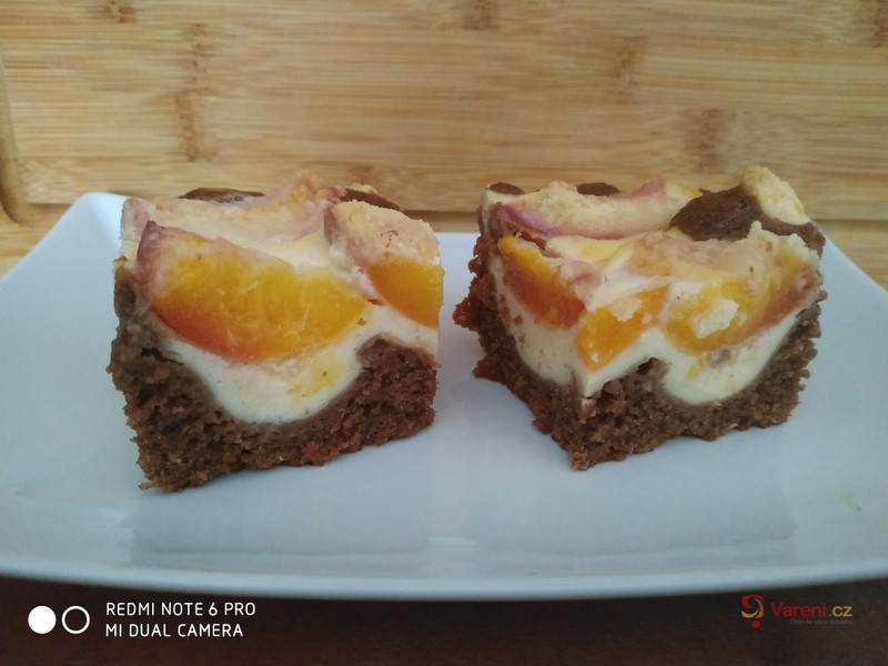 Tvarohové řezy s třešněmi - fotografie 2