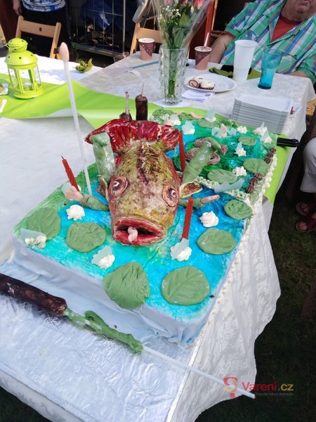 Potahovací hmota na dorty - fotografie 3