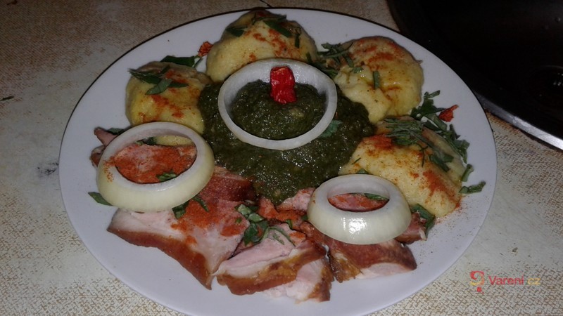 Pečené uzené koleno na divokém koření - fotografie 4