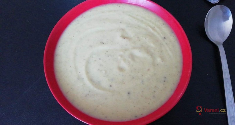 Krémová brokolicová polévka mojí tety - fotografie 2