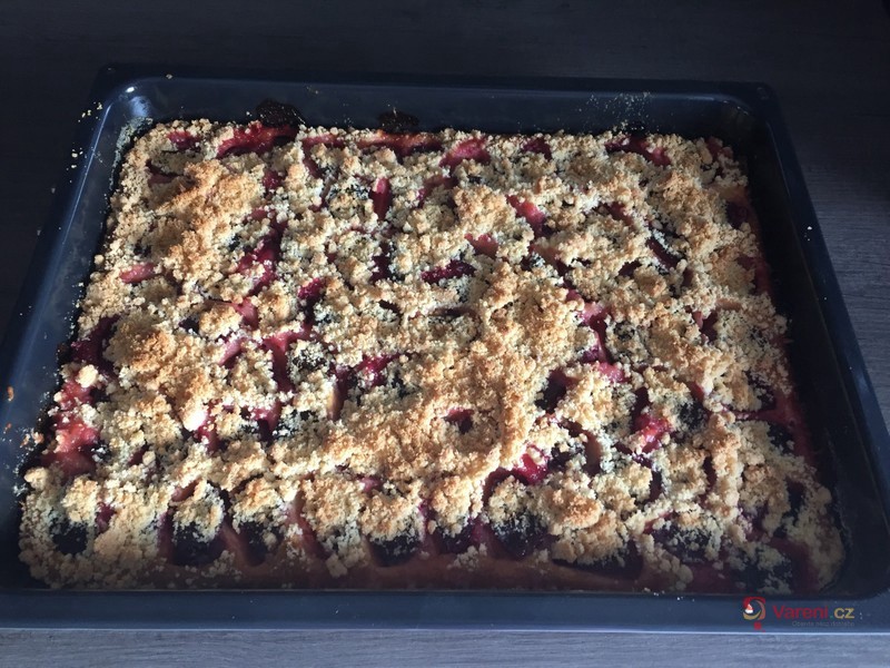 Švestkový koláč bez droždí - fotografie 2