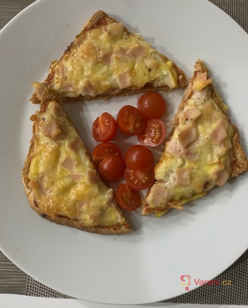 Zapečené tousty se šunkou a sýrem - fotografie 2