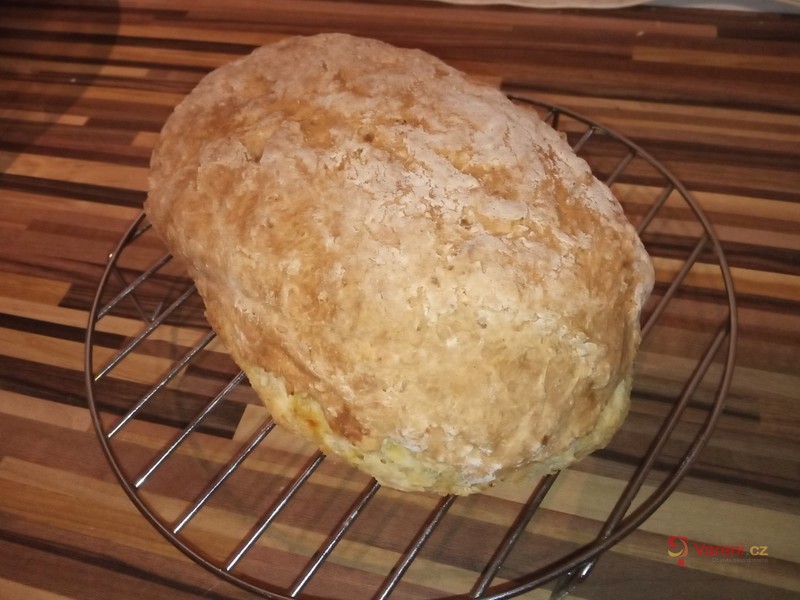 Irský chléb ze špaldové mouky - fotografie 2