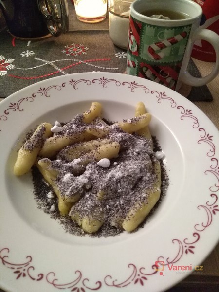 Pravé šišky s mákem - fotografie 2