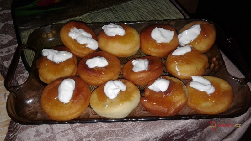 Jogurtové koblihy - fotografie 3