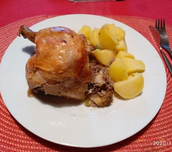 Pečené kuře s bramborami - fotografie 3