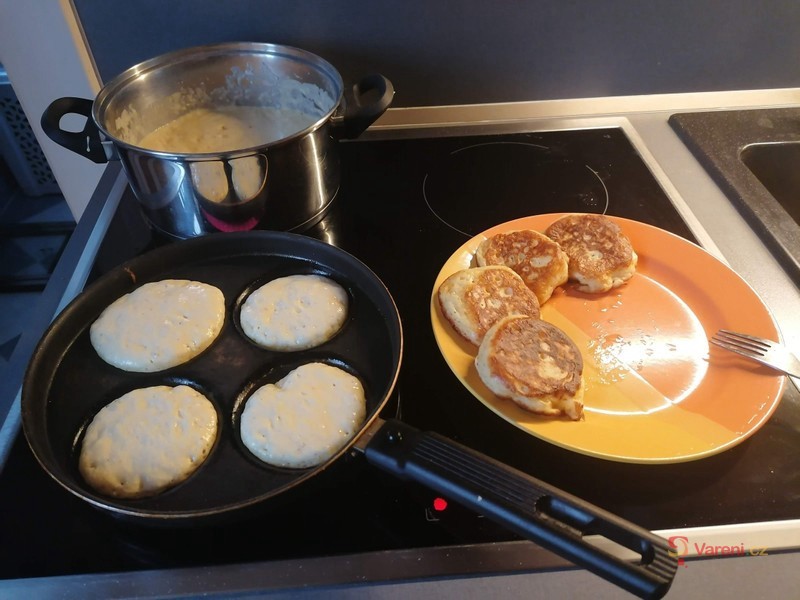 Klasické kynuté lívance - fotografie 3