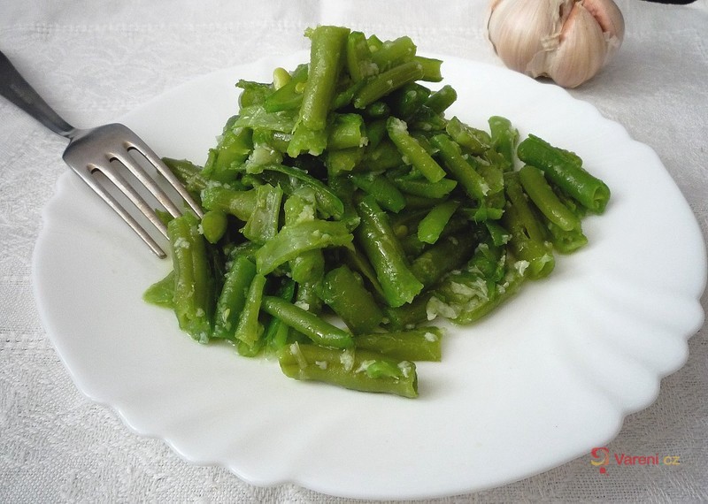 Fazolové lusky s česnekem - fotografie 2