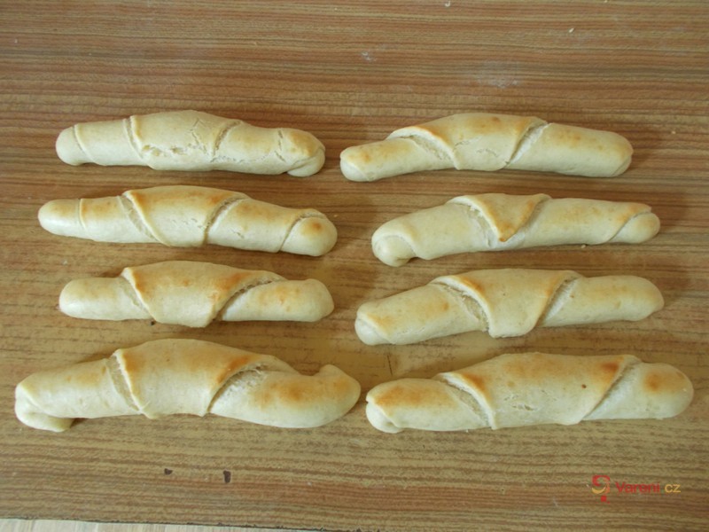 Rychlé máslové rohlíky ke snídani - fotografie 2