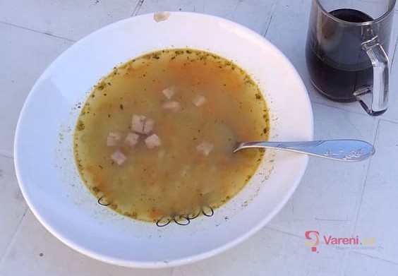 Uzená polévka a kroupami - fotografie 2