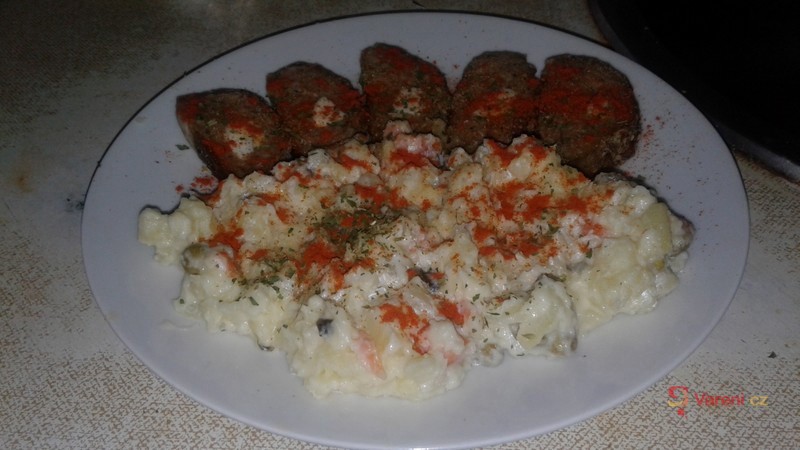 Chutná sekaná s vejci - fotografie 3