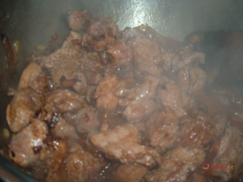 Guláš z divočáka - fotografie 5