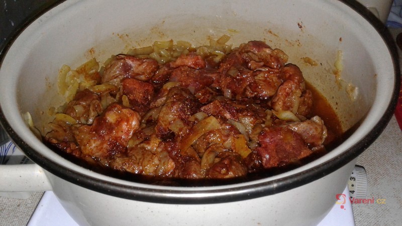 Hovězí chilli guláš - fotografie 5