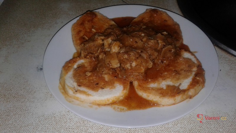 Segedinský vepřový guláš - fotografie 5