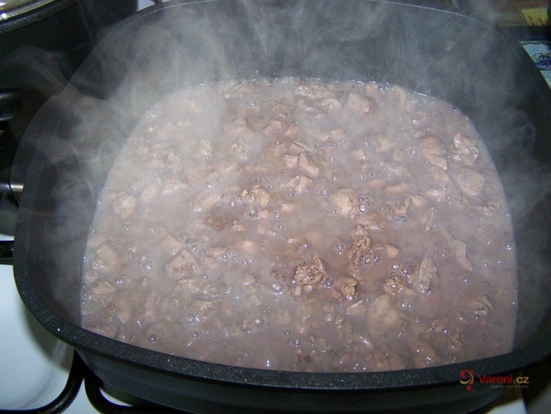 Kuřecí játra dušená na víně - fotografie 5