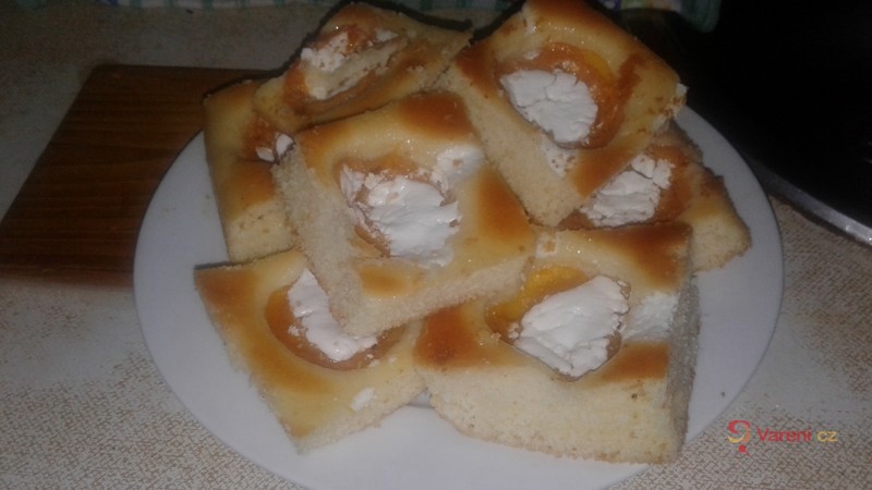 Jemný ovocný koláč - fotografie 2