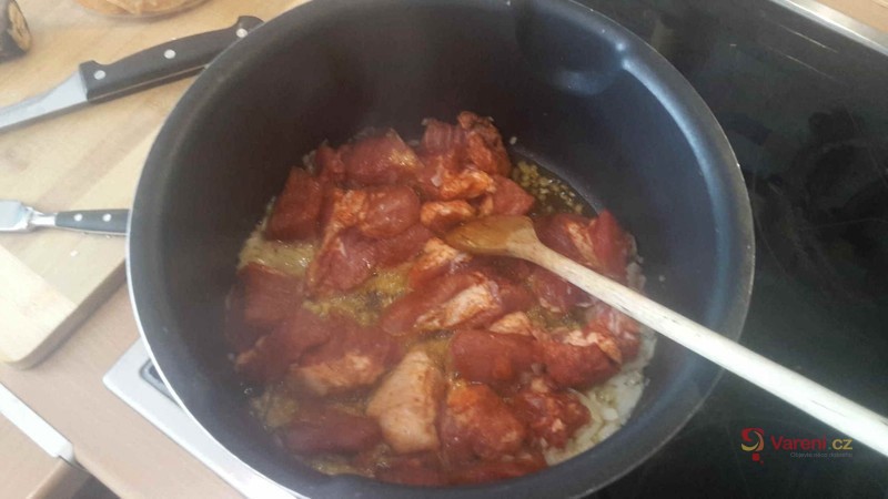 Hovězí guláš ala Dočík - fotografie 3
