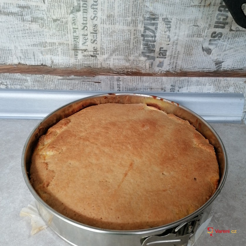 Koláč s tvarohem a jablky - fotografie 2