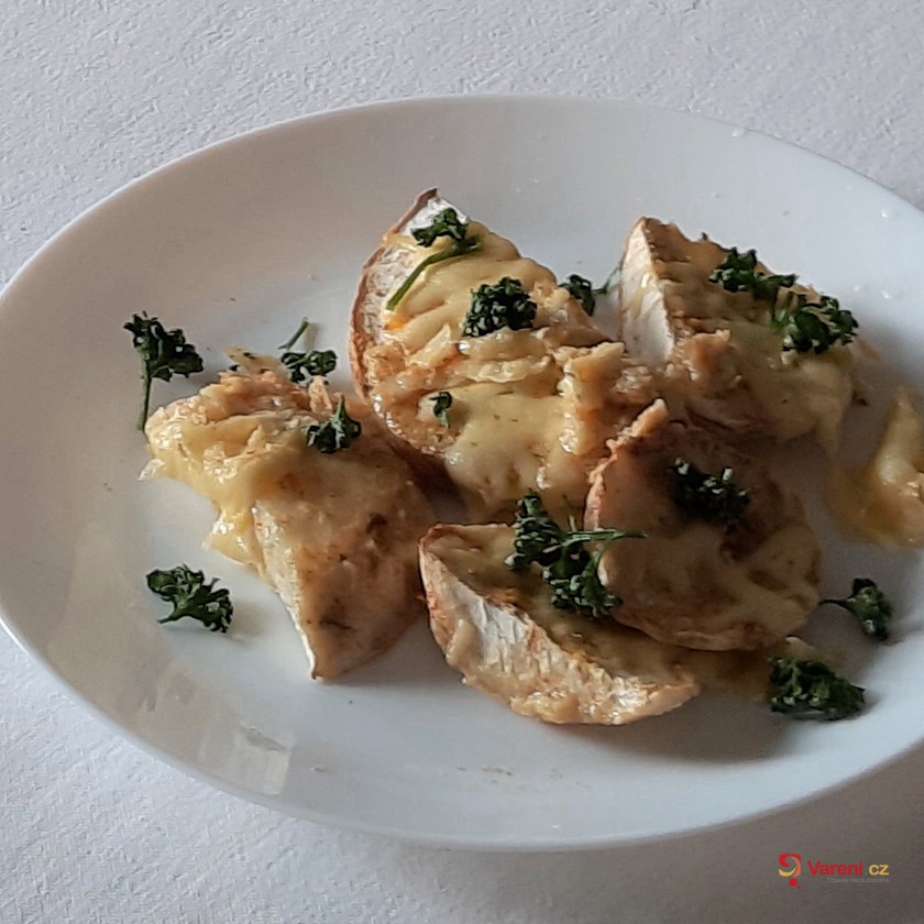 Pečený celer se sýrem a šlehačkou - fotografie 2