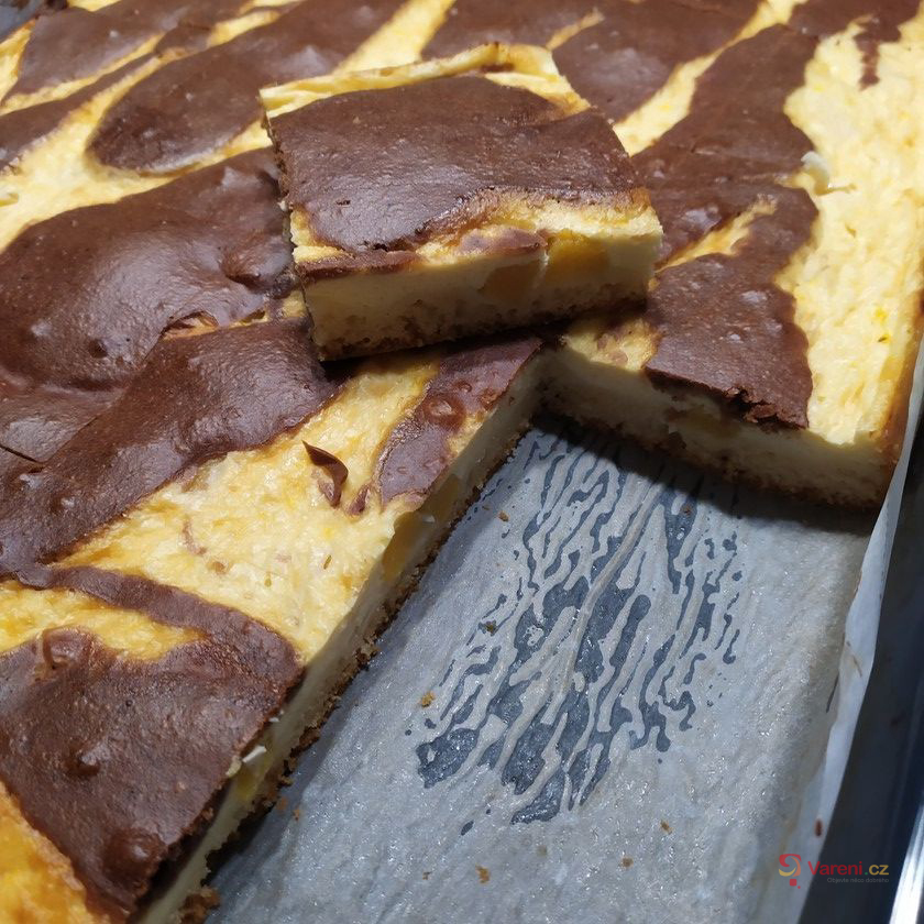 Buchta s tvarohem a broskví - fotografie 3