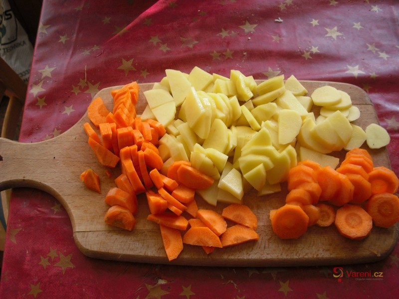 Houbová polévka ze sušených hub - fotografie 3