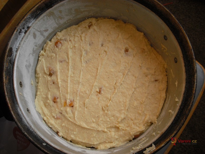 Bábovka s ovocem - fotografie 4