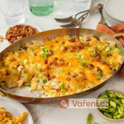 Zapečené špagety s kuřecím masem