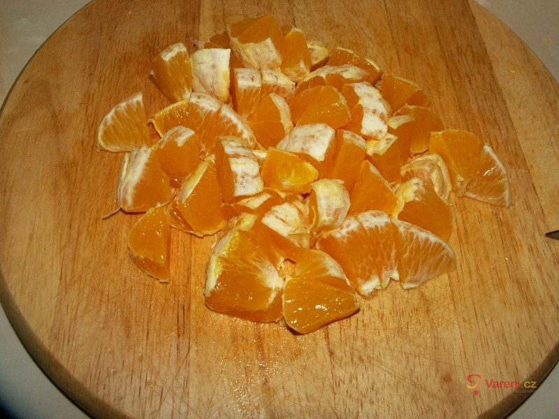 Krůtí maso na pomerančích s čerstvou bazalkou - fotografie 4