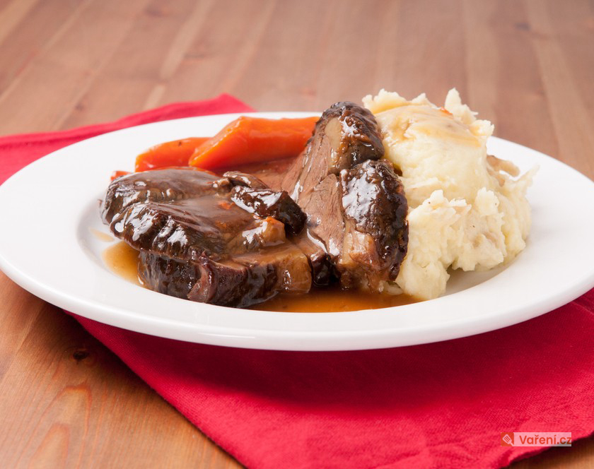 Babiččino hovězí na zázvoru