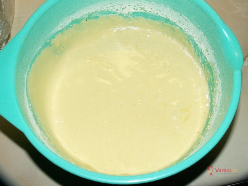 Litý koláč s drobenkou - fotografie 2