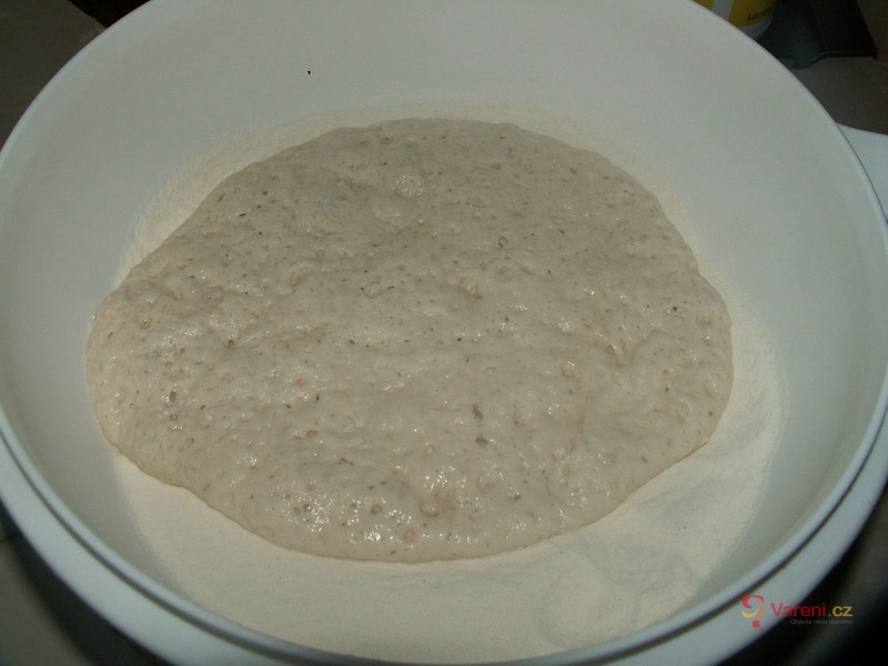 Malé kynuté koláčky - fotografie 3