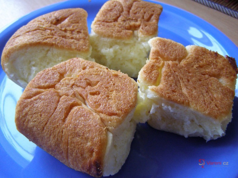 Domácí buchty od maminky - fotografie 2