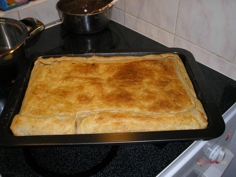 Řezy z listového těsta s jablky a tvarohem - fotografie 3