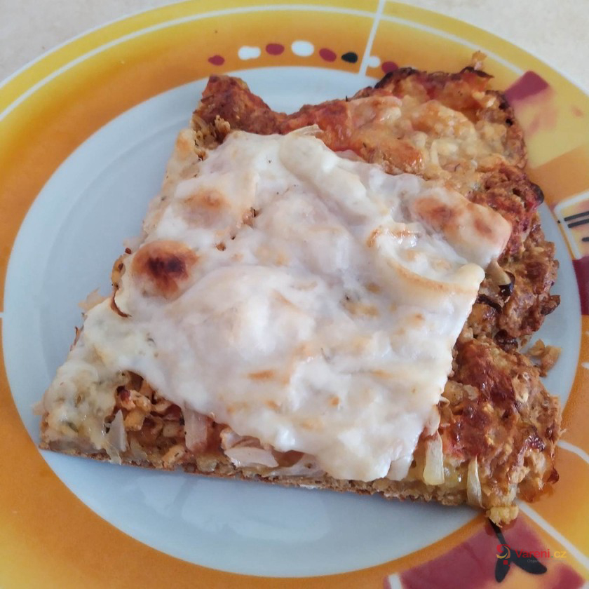 Celozrnná pizza s cottage - fotografie 2