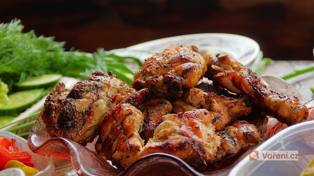 Kuřecí křidýlka po čertovsku