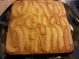 Hruškovo-skořicová buchta na plech