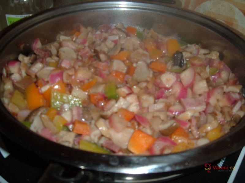 Pohanka se zeleninou a houbami - fotografie 3