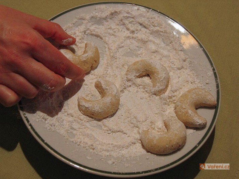 Křehké vanilkové rohlíčky 1