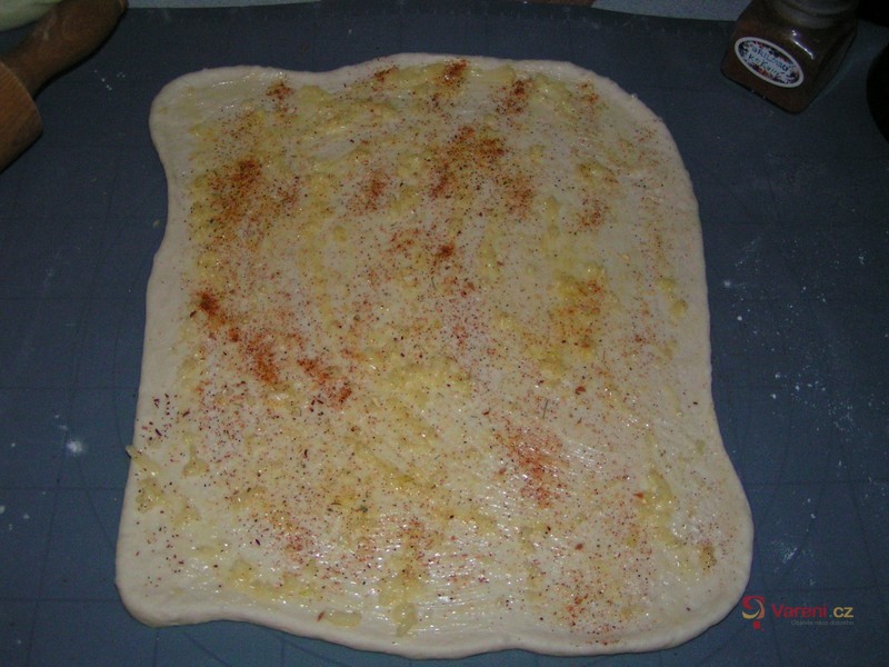 Česnekové trojúhelníčky - fotografie 5