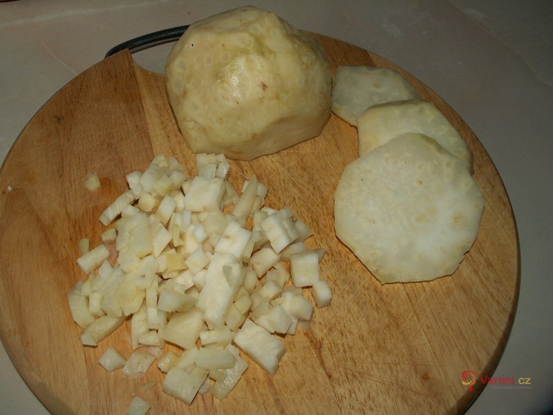 Celerový salát s jablíčkem - fotografie 2