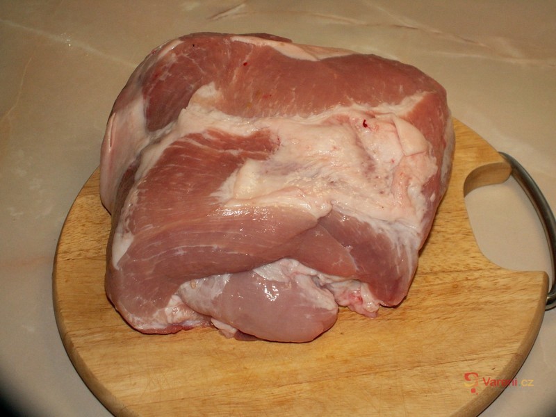 Vepřová kýta v paprikové směsi - fotografie 3