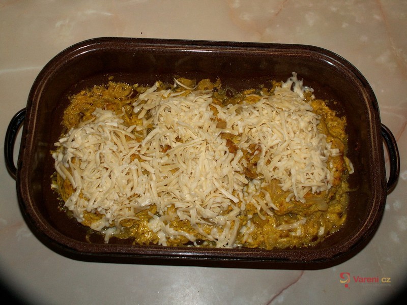 Kuřecí kousky pod bílou peřinou - fotografie 3