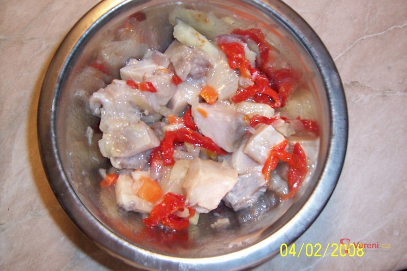 Vrstvený rybí salát - fotografie 4