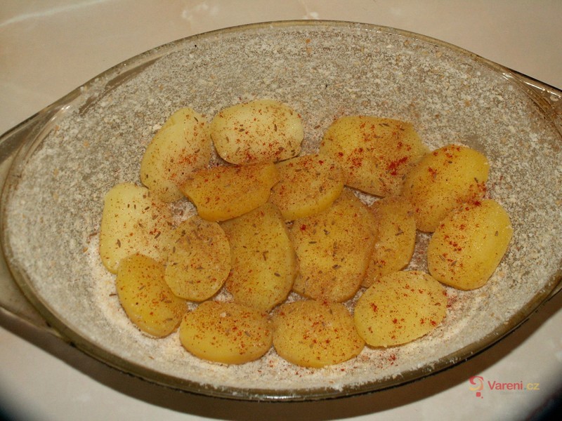 Vrstvené zapékané brambory - fotografie 3