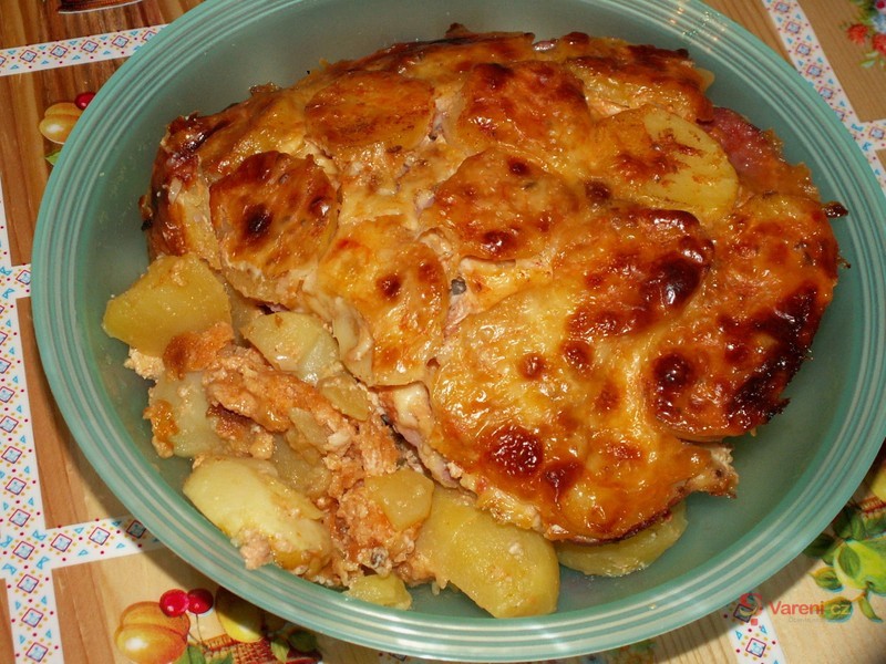 Vrstvené zapékané brambory - fotografie 2