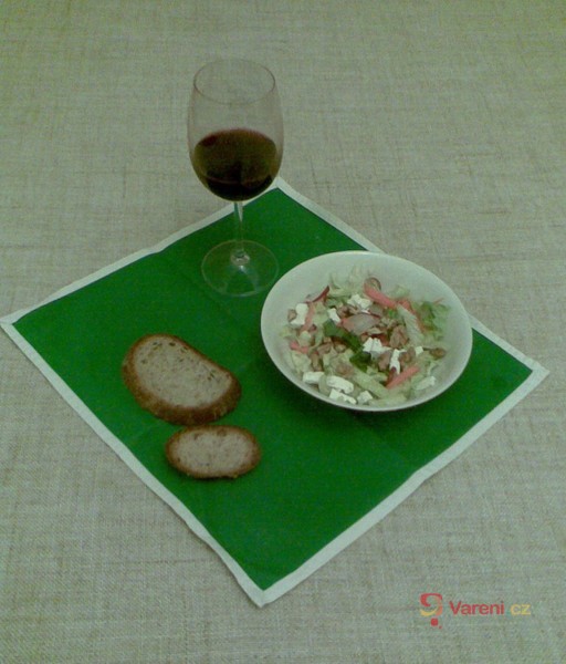 Salát z čínského zelí s ořechy - fotografie 2