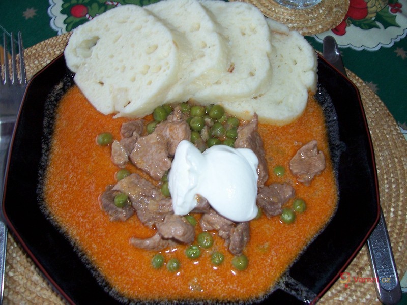 Maďarský smetanový tokán - fotografie 2