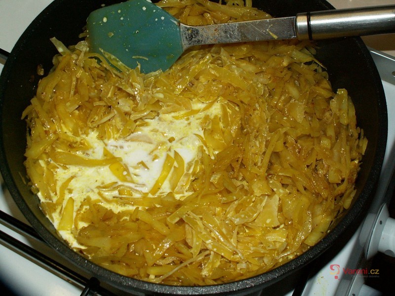 Farfalle se zelím a kari - fotografie 5