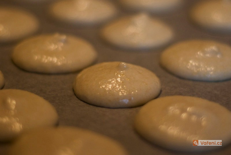 Čokoládové makronky