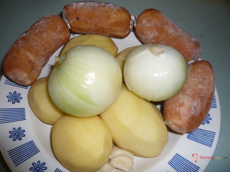 Rychlý bramborový guláš - fotografie 3